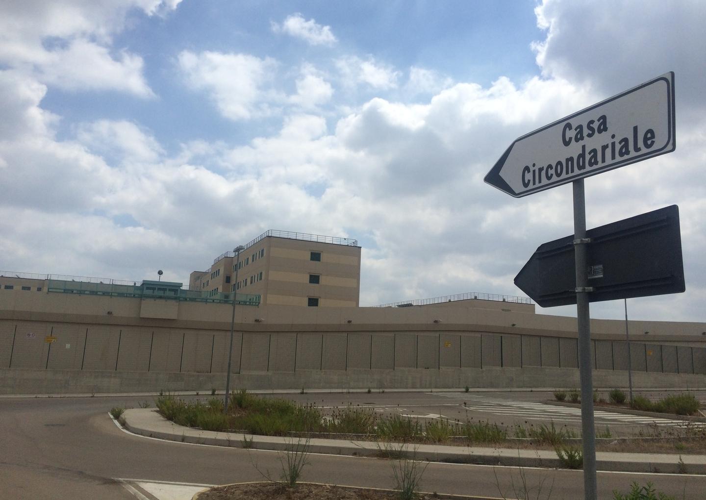 Oggi dal gip il secondo uomo arrestato per la rapina alla trans