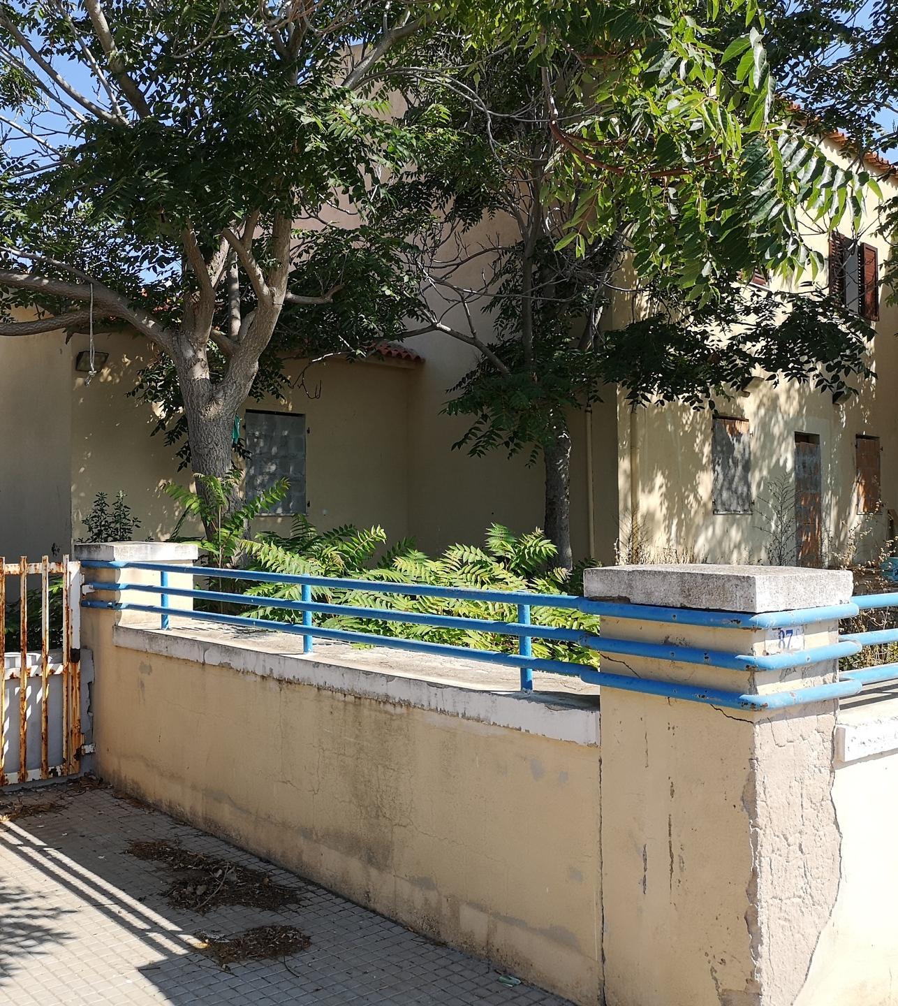 Un ostello “murato” non serve a nessuno 