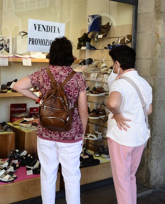 Modena La Notte Bianca del commercio per far partire forte i saldi 