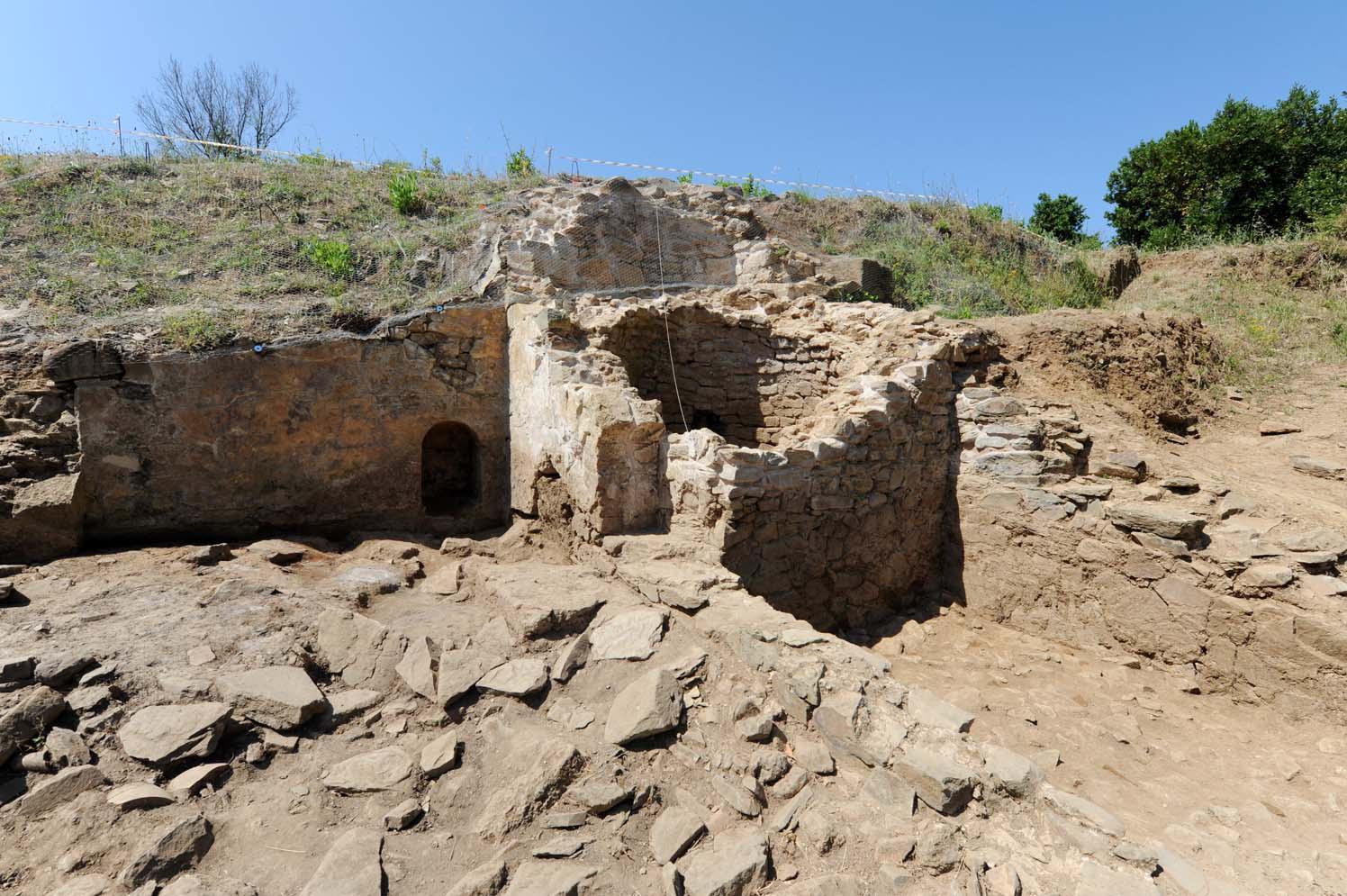 L’archeologo Flavio Bacci e gli etruschi
