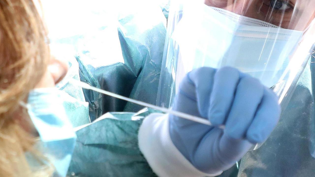 Covid-19, nuovo caso. L’Asl mette 3 persone in quarantena a casa