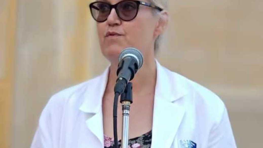 Una magnolia con 54 nomi in memoria delle vittime