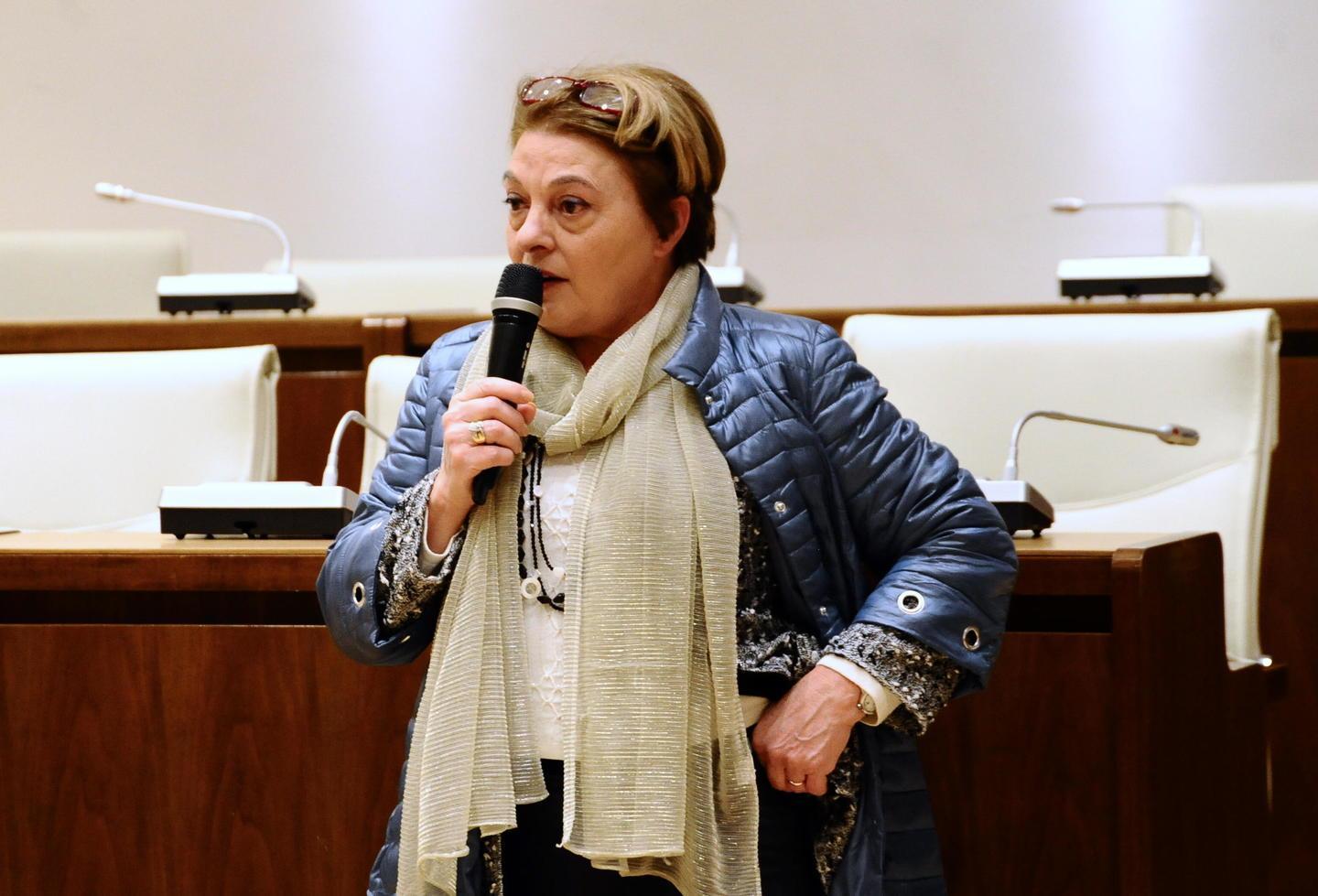 Disavanzo di bilancio per tutto il 2020 assunzioni congelate