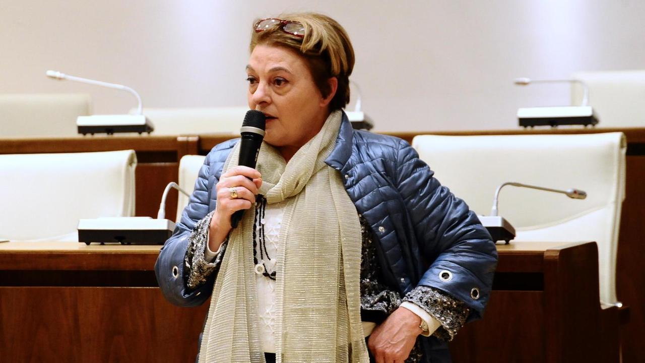 Disavanzo di bilancio per tutto il 2020 assunzioni congelate