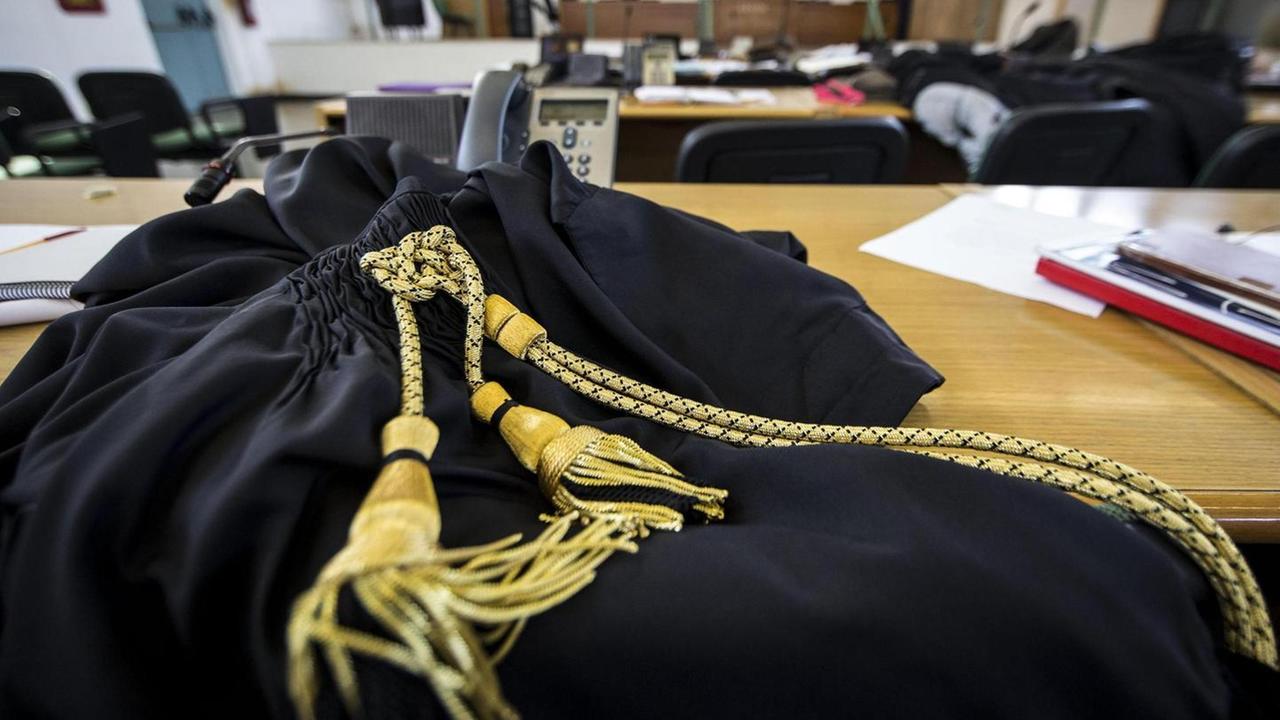 Arzachena, attore ferito col bicchiere: sotto processo un 24enne