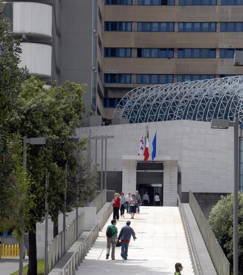 Migliora il bimbo di 3 anni precipitato da una botola 