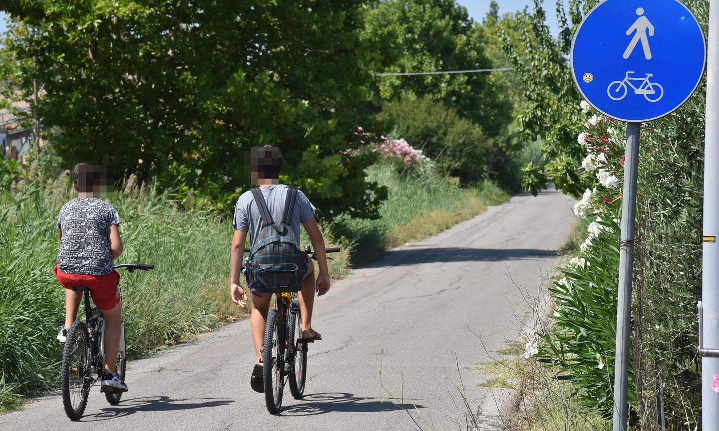 Addio alle piste ciclabili a singhiozzo: ecco le quattro cerniere raccorda-tutto 