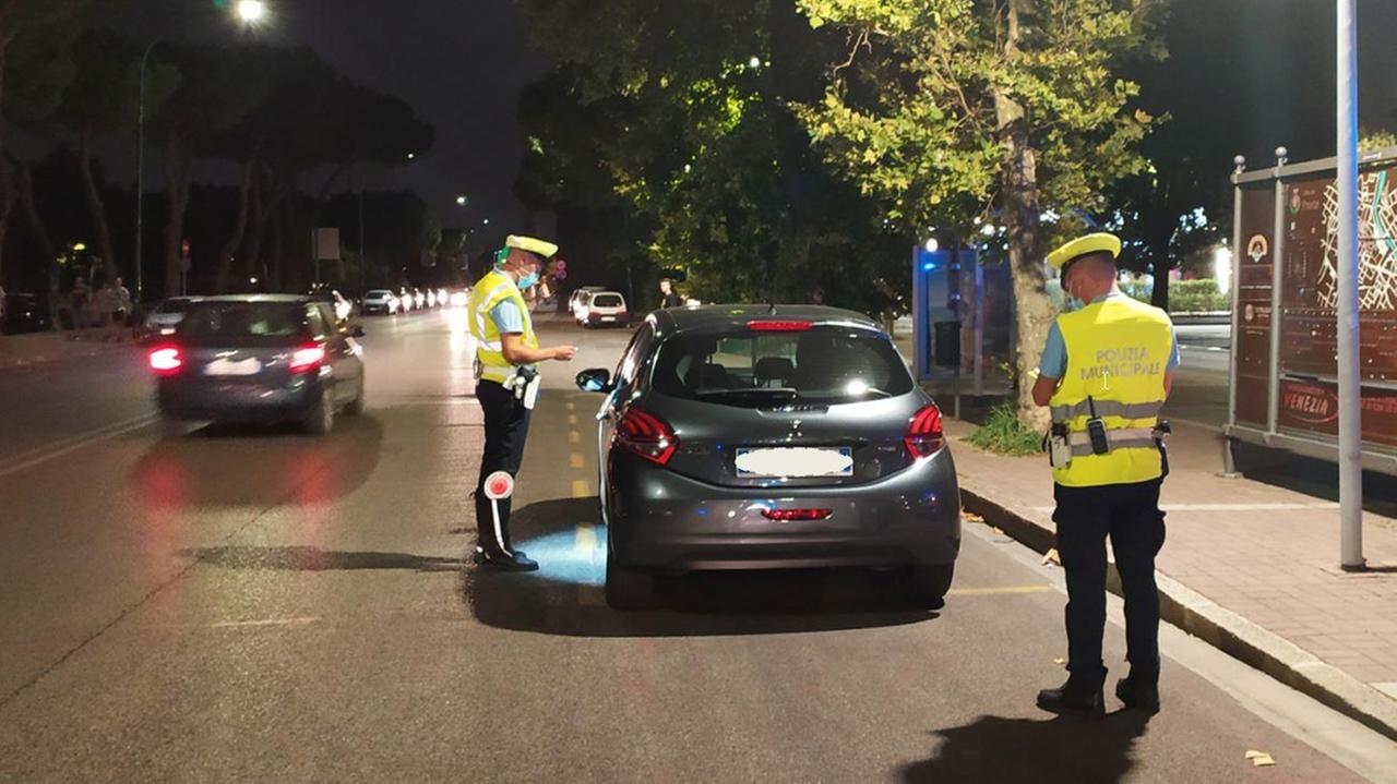 I controlli di venerdì sera della Polizia municipale