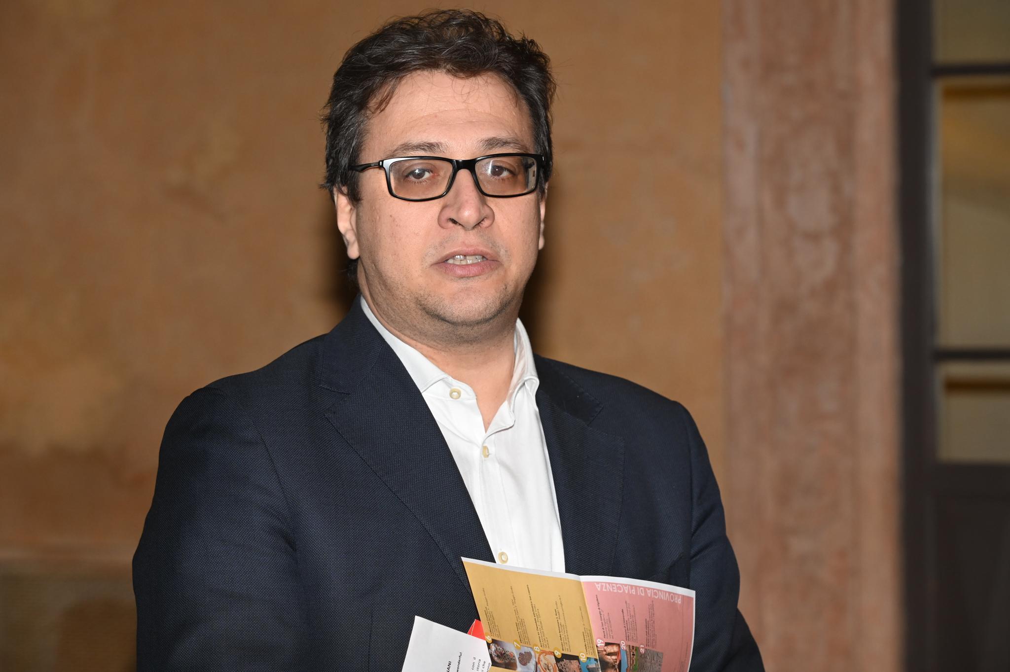 Palazzo Magnani, il giallo dei due statuti che non prevedono la figura del direttore 