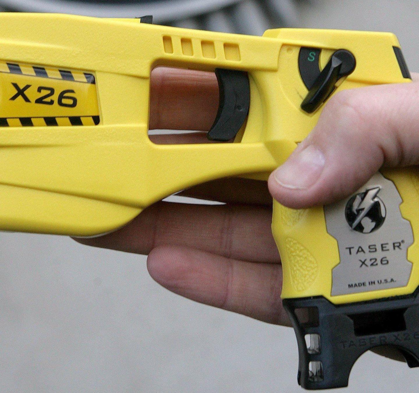 La differenza tra taser e stun gun può cambiare le carte in tavola