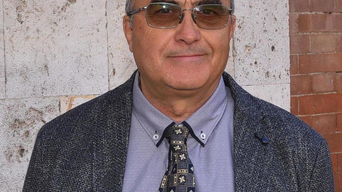 «Il prefetto intervenga sui Centri civici»