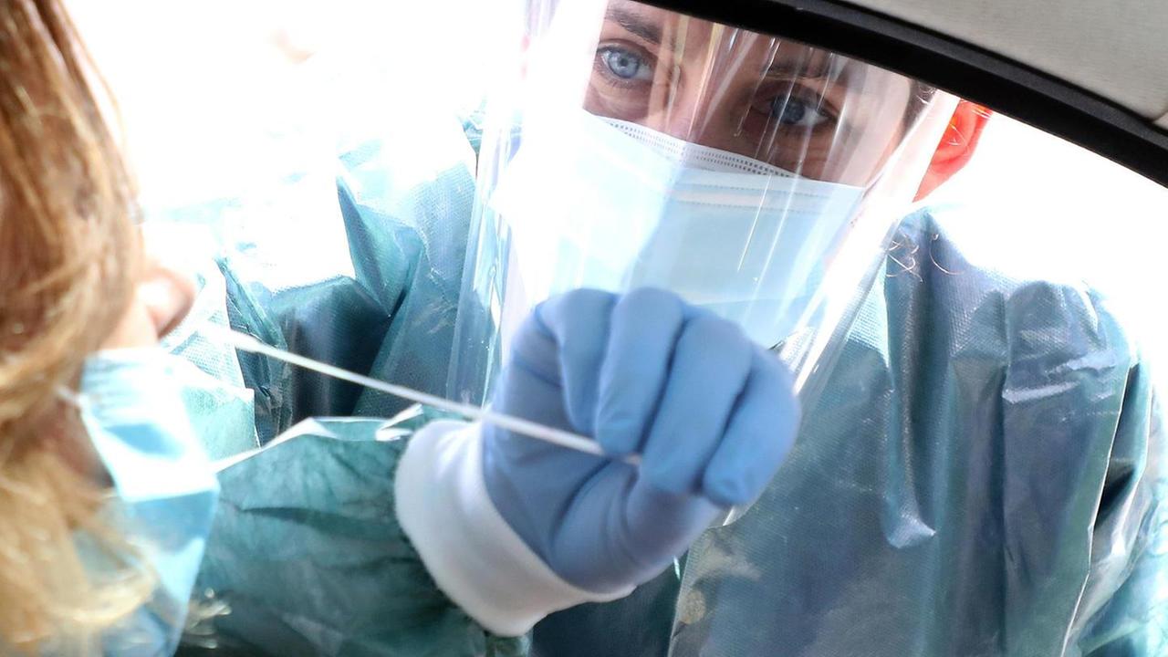 Tre casi di positività al tampone per il Covid Altri due sono guariti