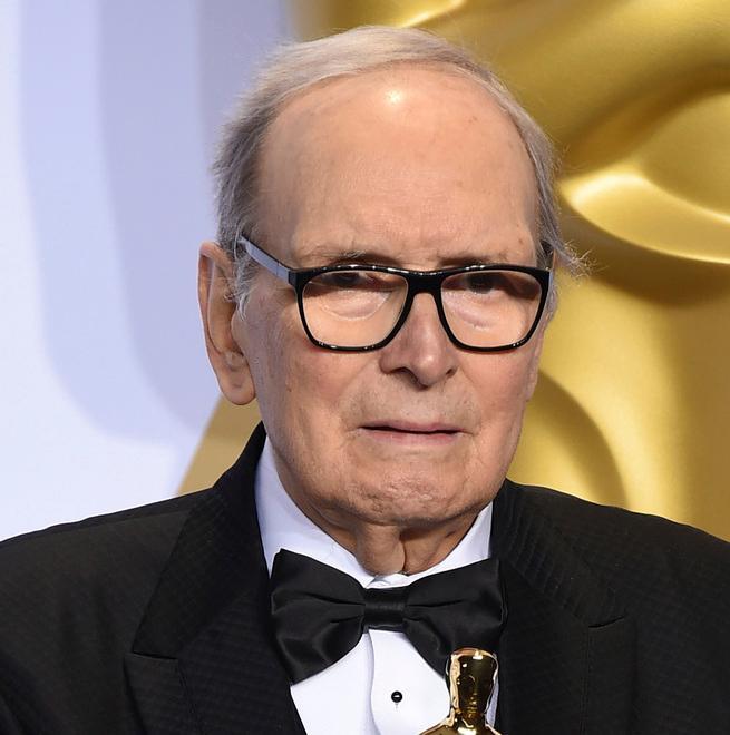 Morricone incanta la luna Questa sera in piazza il nuovo evento musicale
