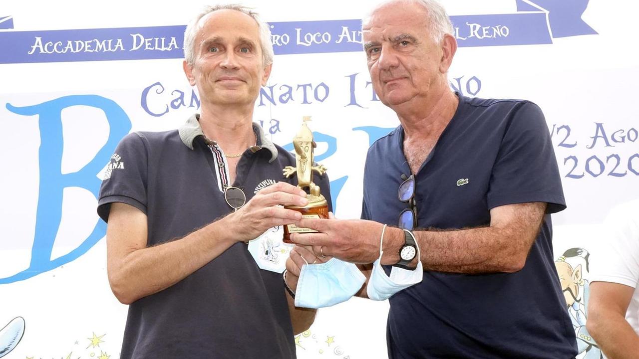 Luca Palamidessi premiato da Gene Gnocchi (foto Gori)
