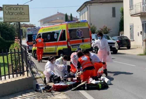 Strappati alla morte ciclisti di 56 e 69 anni in arresto cardiaco