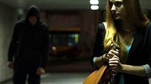 Perseguitata e picchiata: l’ex finisce ai domiciliari