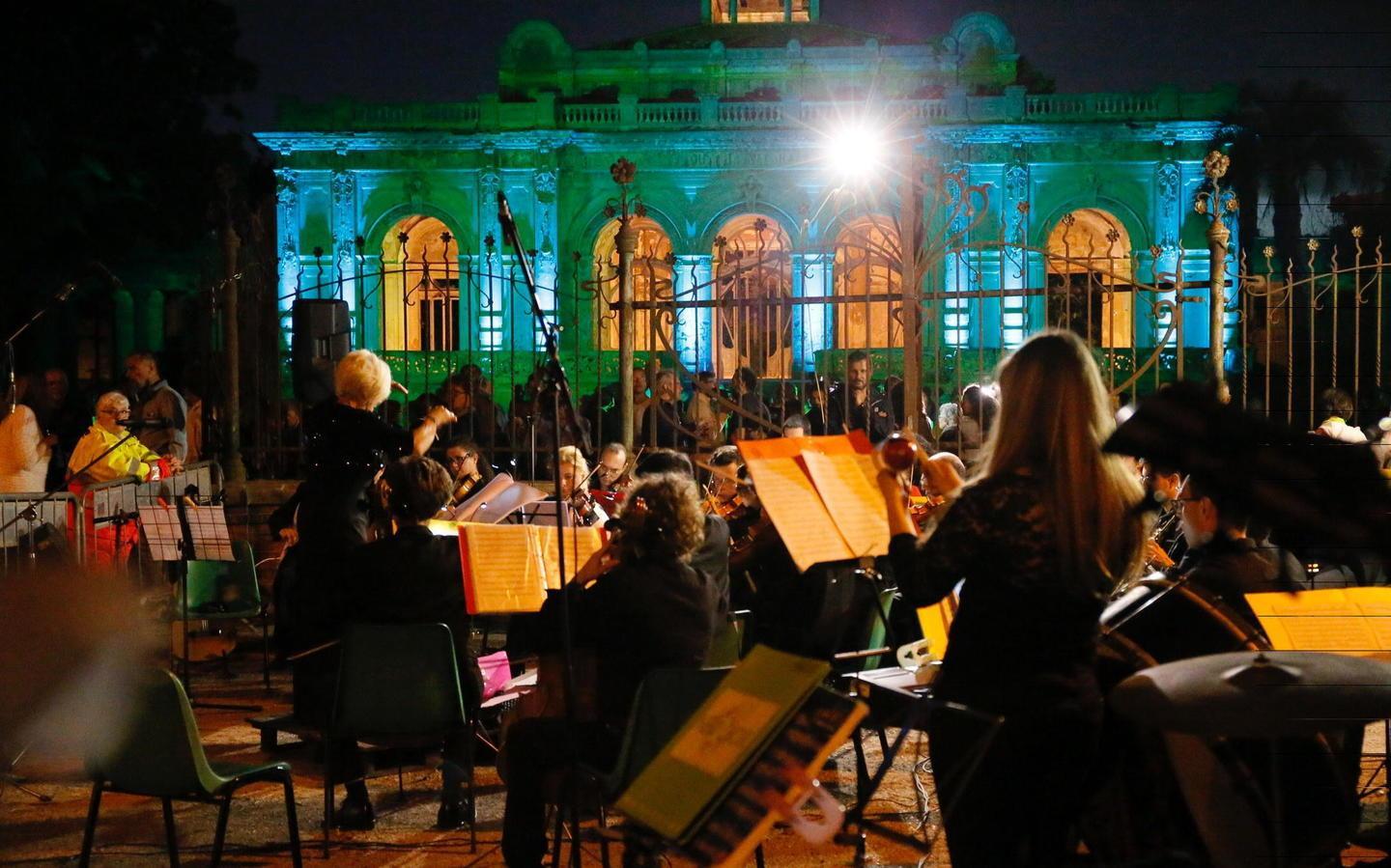 Il concerto per la riapertura delle Terme del Corallo nel maggio del 2016