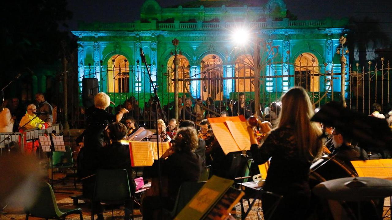 Il concerto per la riapertura delle Terme del Corallo nel maggio del 2016