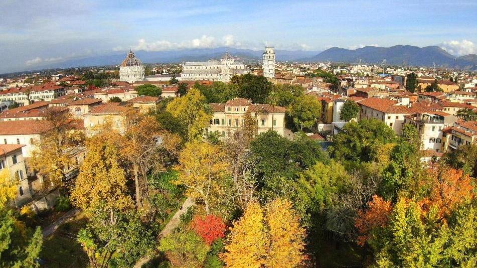 La zona dell’orto botanico di Pisa immortalata con il drone dal fotoreporter Fabio Muzzi