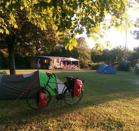 Nella pace del camping Eco Bio dove gli stranieri sono di casa 