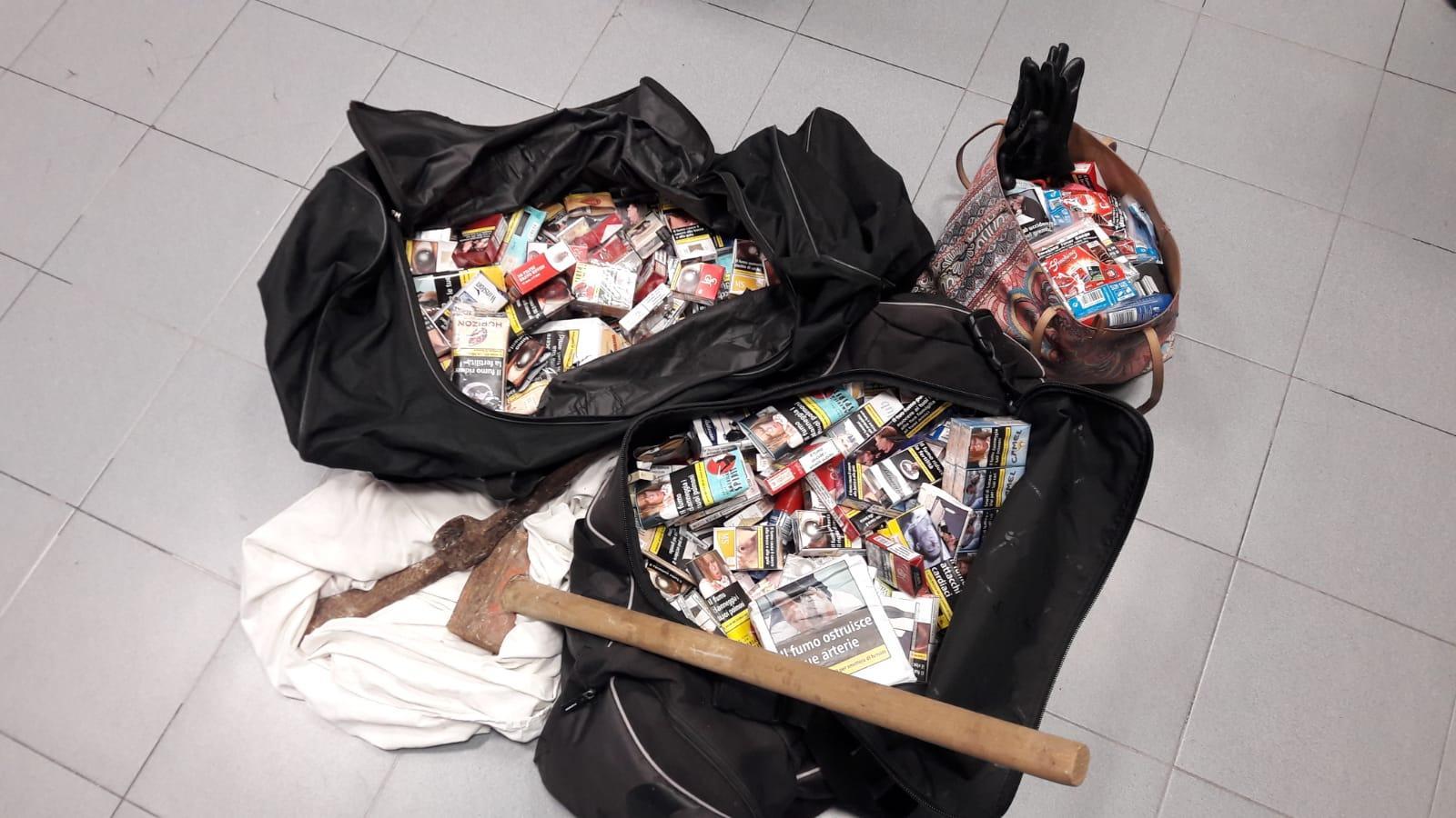 La merce recuperata dalla polizia