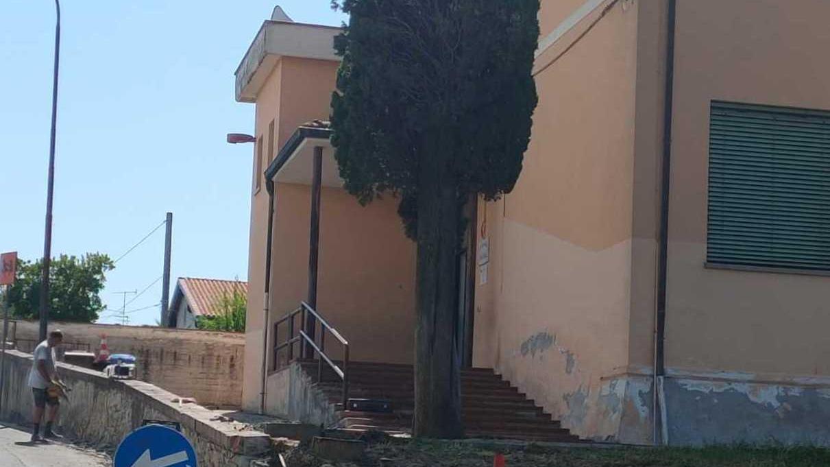 I lavori già avviati alla primaria di Santo Pietro Belvedere