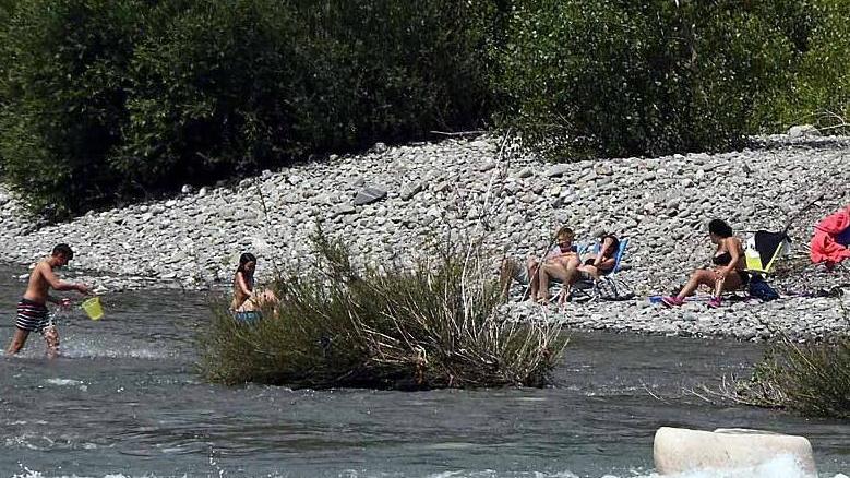 Legambiente: servono più controlli Appello dell’associazione. Presi d’assalto i Bozzi di Fiacciano, Stretti di Giaredo, Bozzetti di Equi Terme