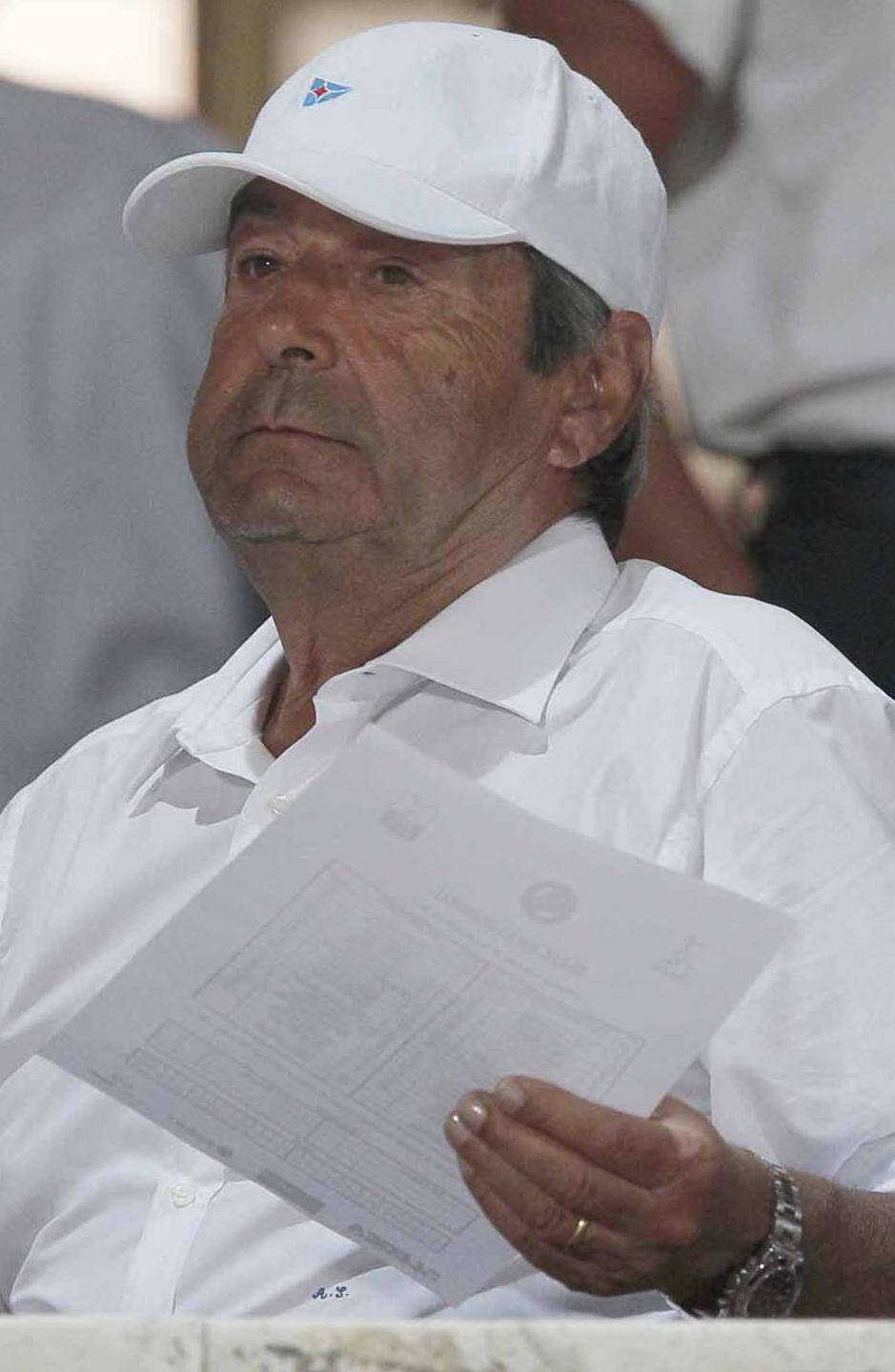 Fernandez non si fa vivo Spinelli allaccia i contatti con il gruppo di Amelia 