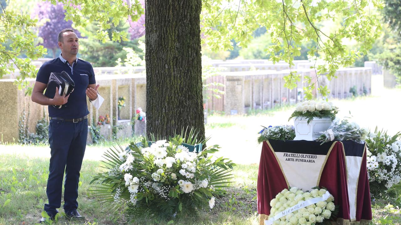 Il loro bambino nasce morto: «Vogliamo sapere il perché»