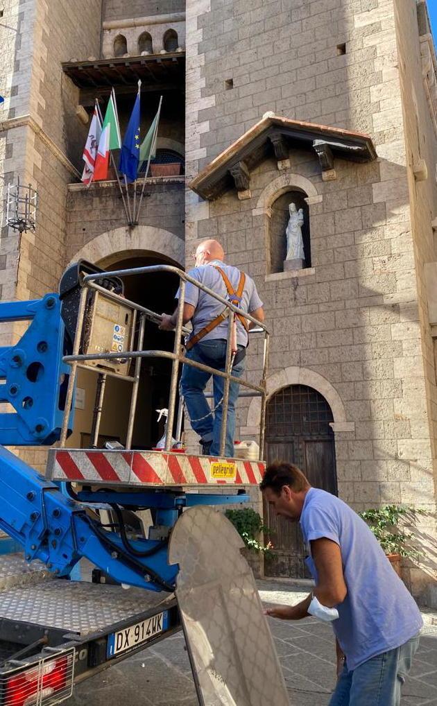 Scultura della Madonna ripulita