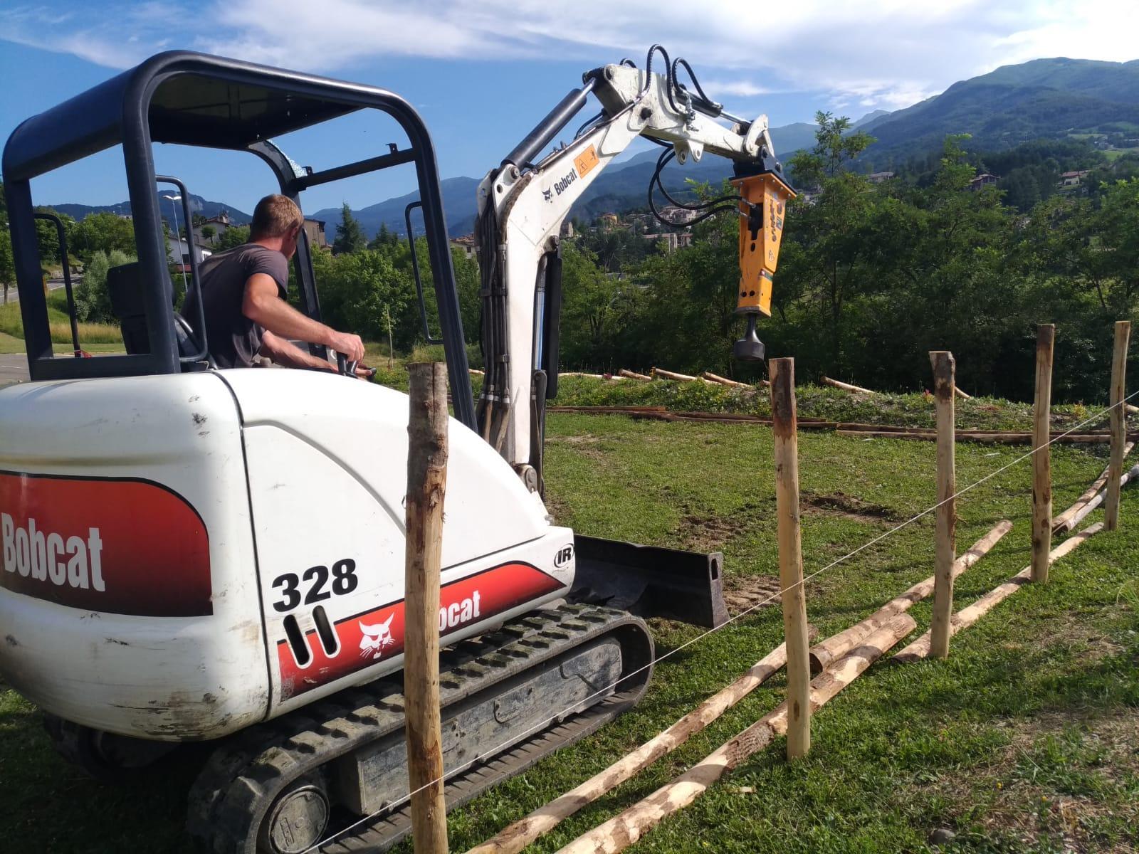 I lavori per l'area attrezzata a Villa Minozzo
