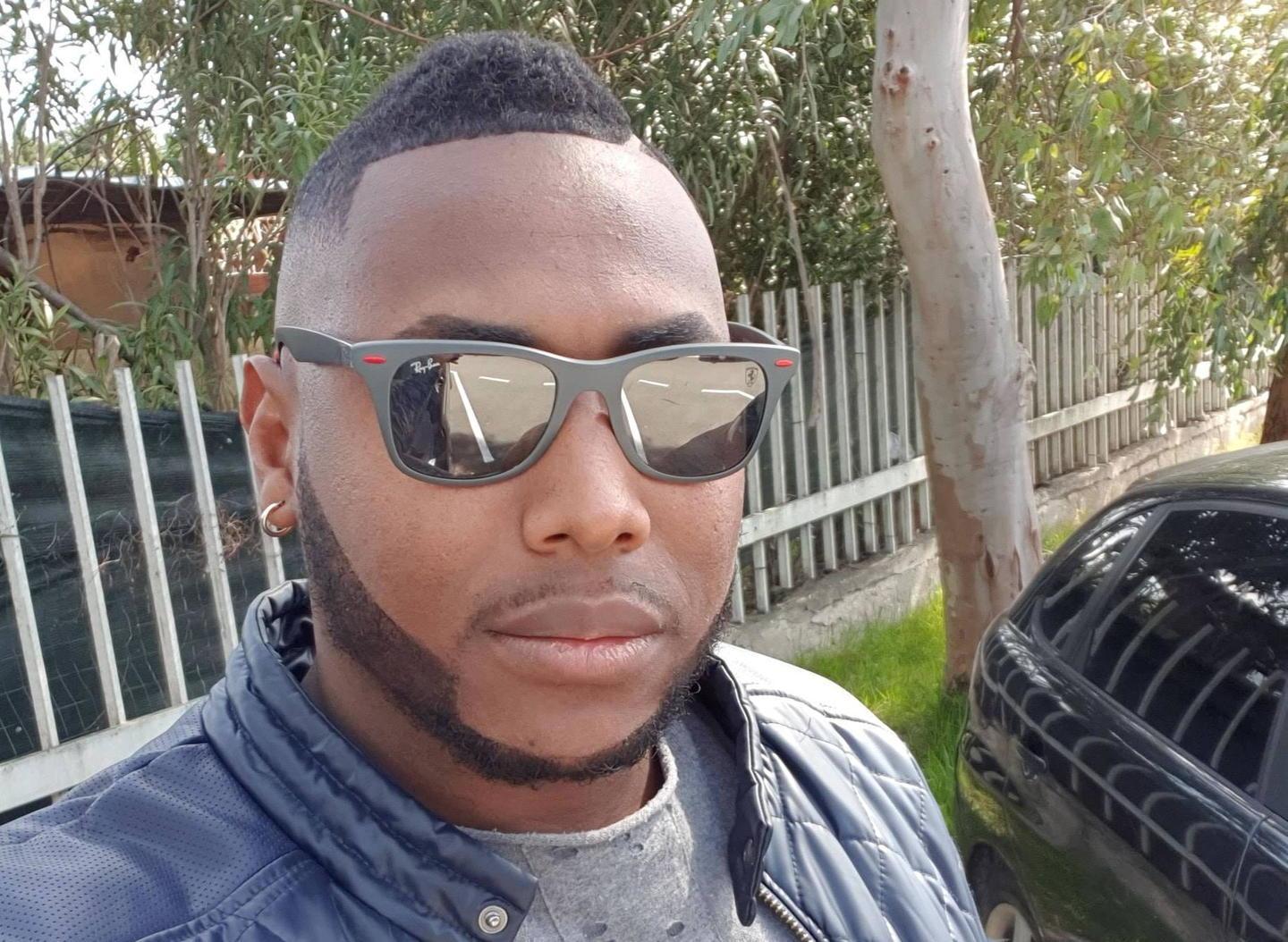 Il dolore di una zia «Bravissimo ragazzo, per noi si ferma tutto»