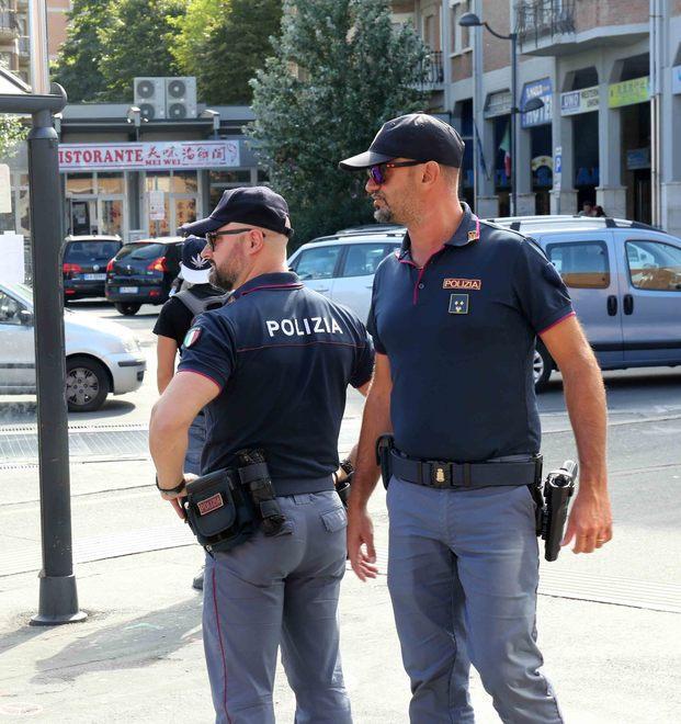 Controlli straordinari della polizia in città per prevenire i reati 