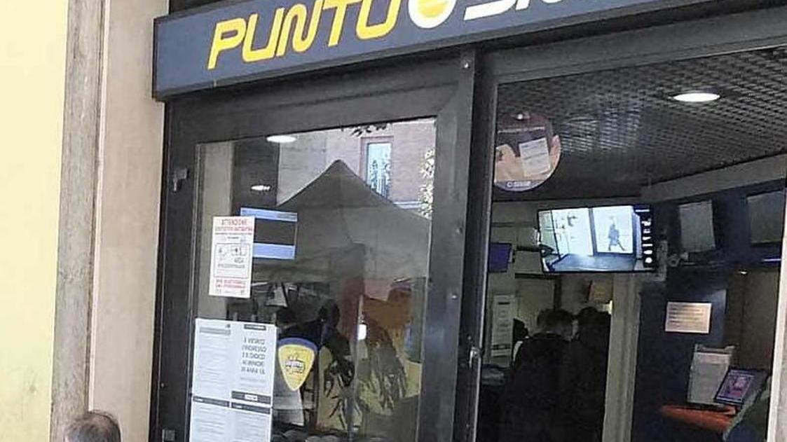 Il punto Snai di viale Gramsci