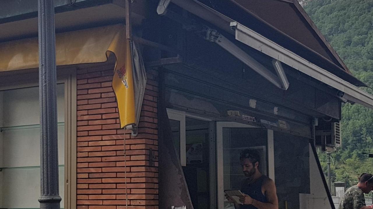 Punto informazioni al chiosco della piazza di Ponte a Serraglio