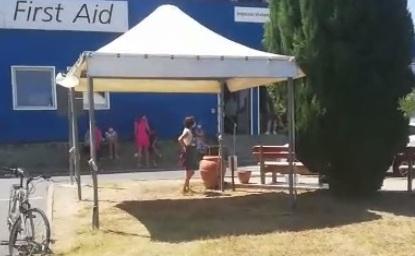 Ospedale, c’è il gazebo esterno «Ma è una struttura indegna» 