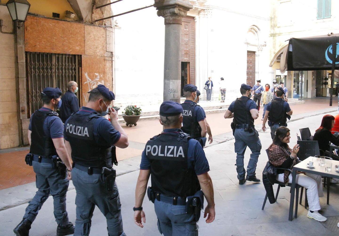 Fermati ed espulsi quattro stranieri con gravi precedenti