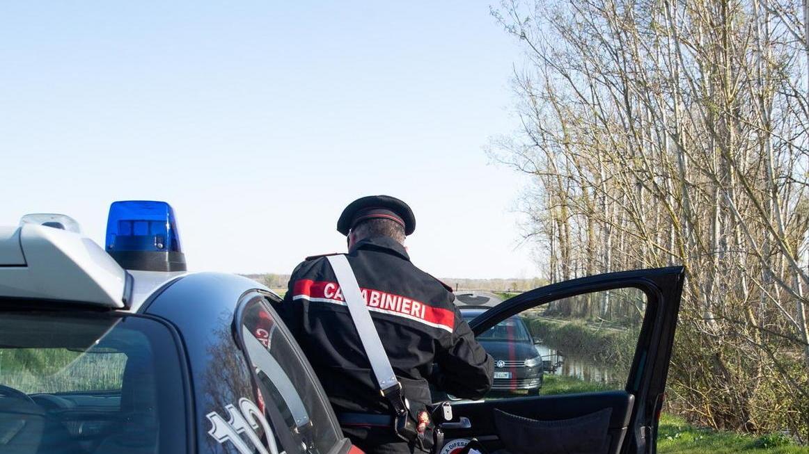 «Quella casa è mia: vattene» Pensionato finisce in manette