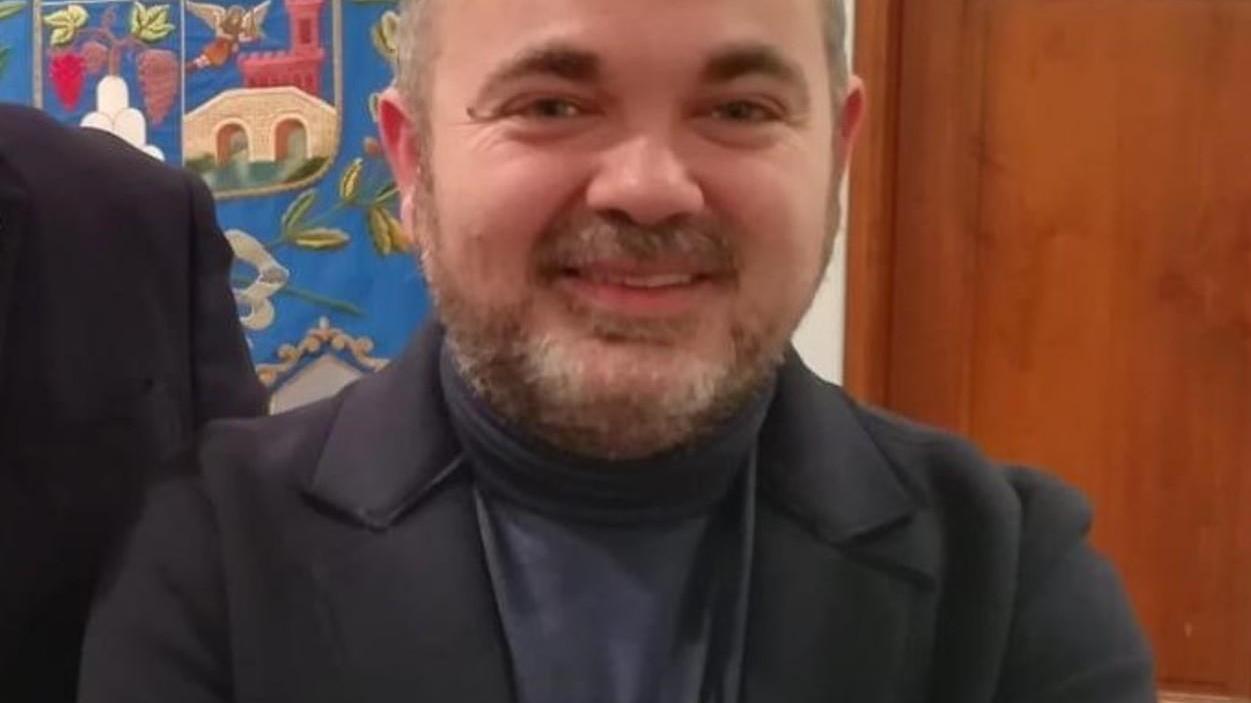 «Campinoti è candidato di Italia Viva, si sospenda dalla presidenza Asev»
