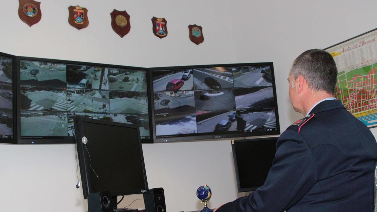 Fugge dopo l’incidente a Forte dei Marmi: si costituisce il giorno dopo