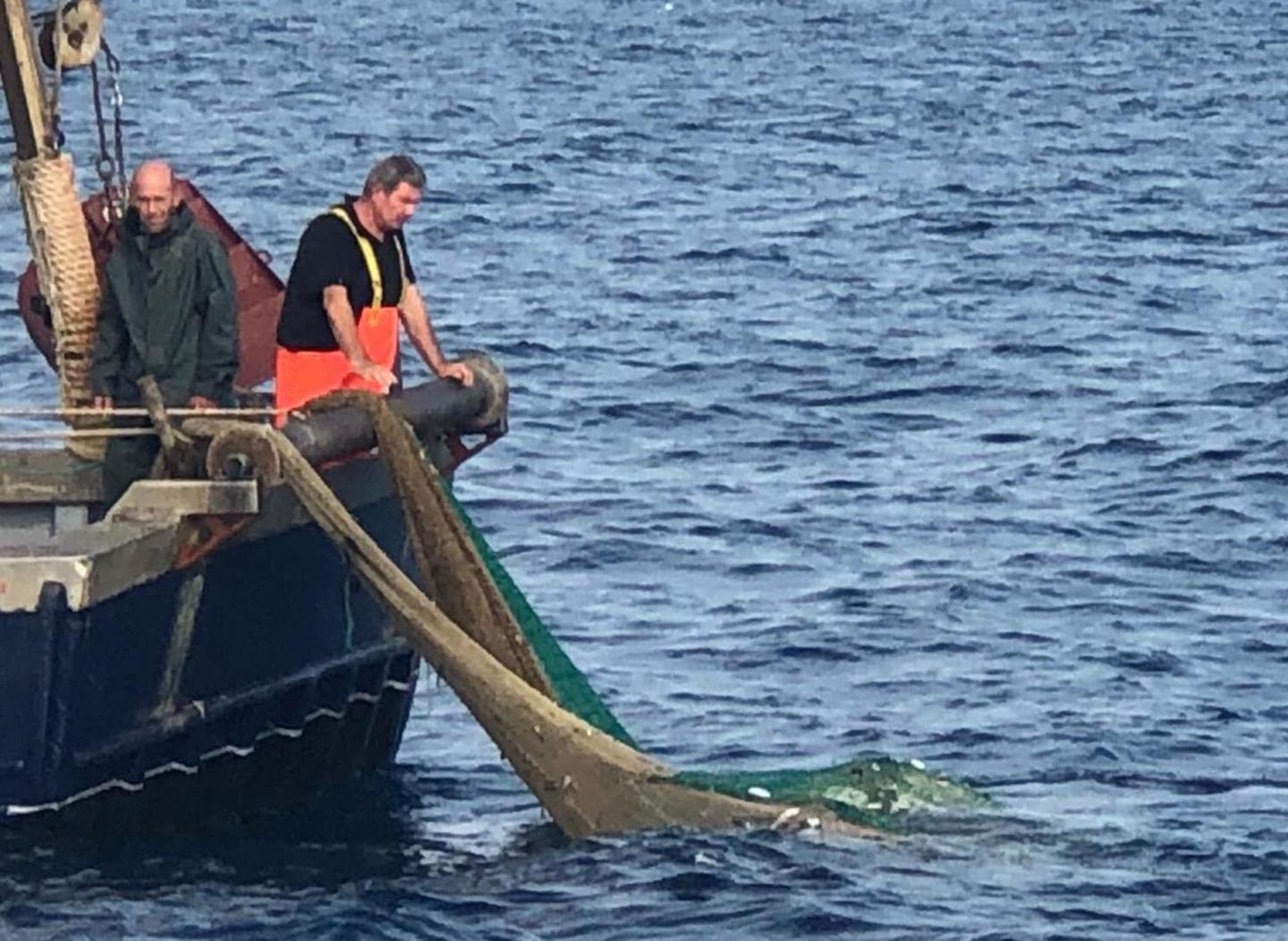 Quattro milioni di euro anche per risarcire i pescatori coinvolti