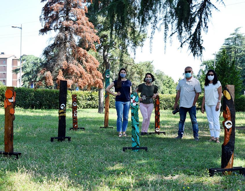 Una mostra fatta di “silenti fioriture” pensate e create durante il lockdown 