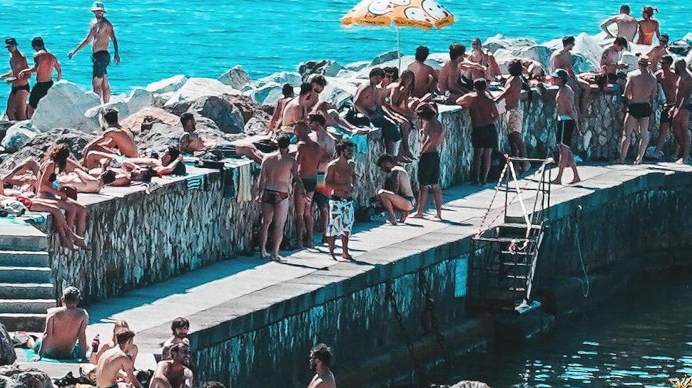 «Ballate, divertitevi ma rispettate le regole»: così Salvetti mette in guardia i giovani su movida e Covid