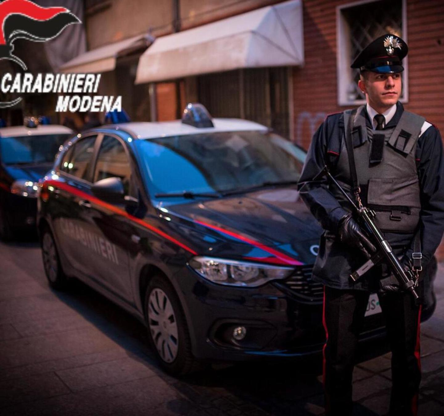 In auto con mezzo chilo di coca, arrestati operaio e muratore 