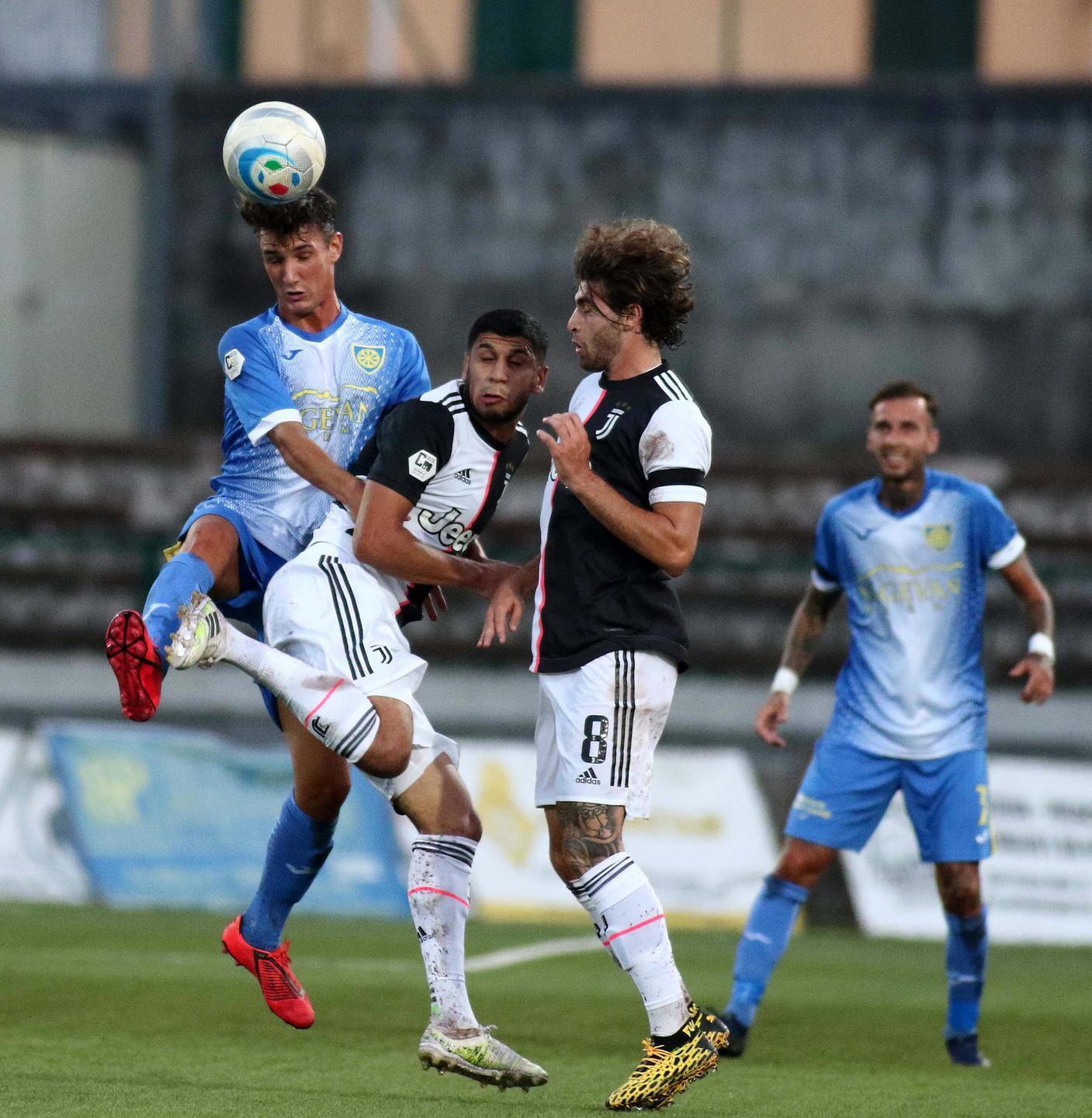 Carrarese, il tempo stringe per avere una squadra di livello