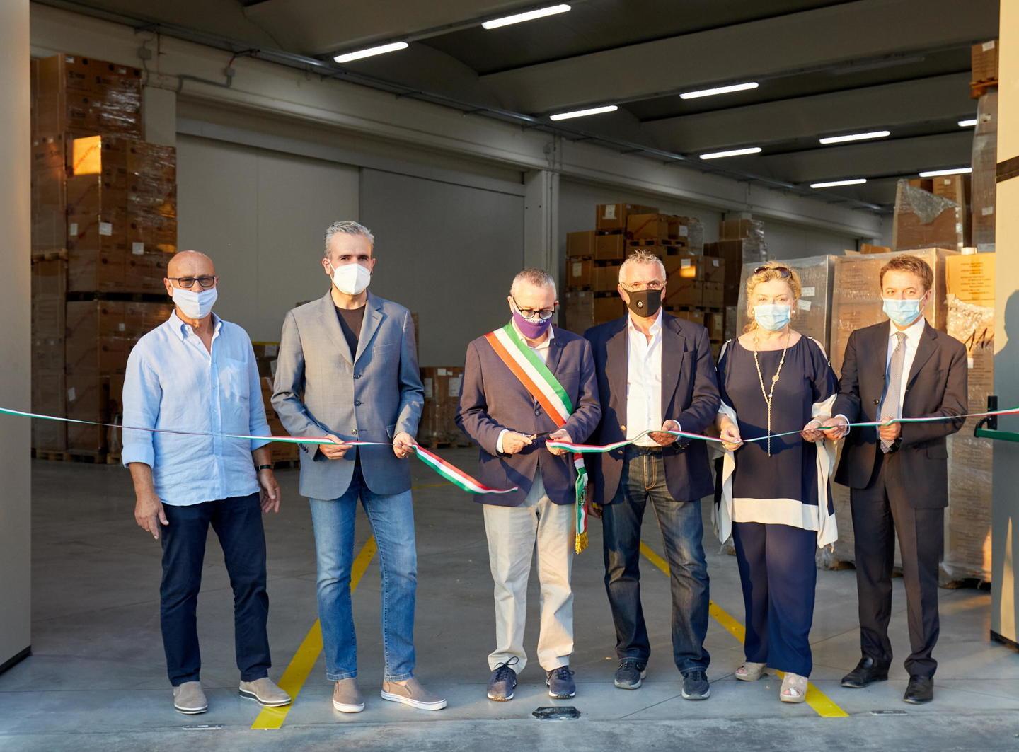Inaugurato il nuovo magazzino Mac e Fralex