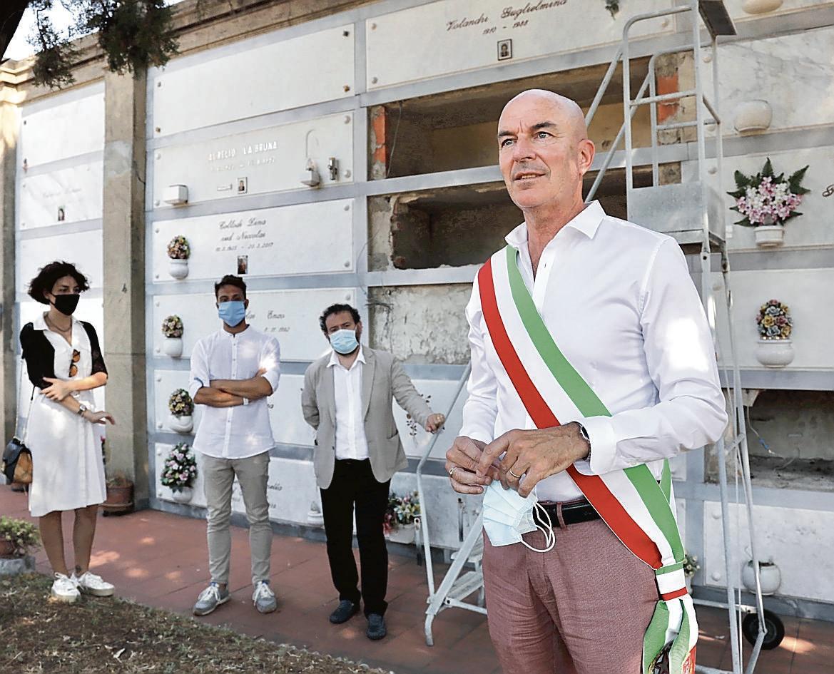 A 13 anni dalla tragedia di Pian di Rota: «Non dimenticare i quattro bimbi morti nel rogo sotto il cavalcavia» 