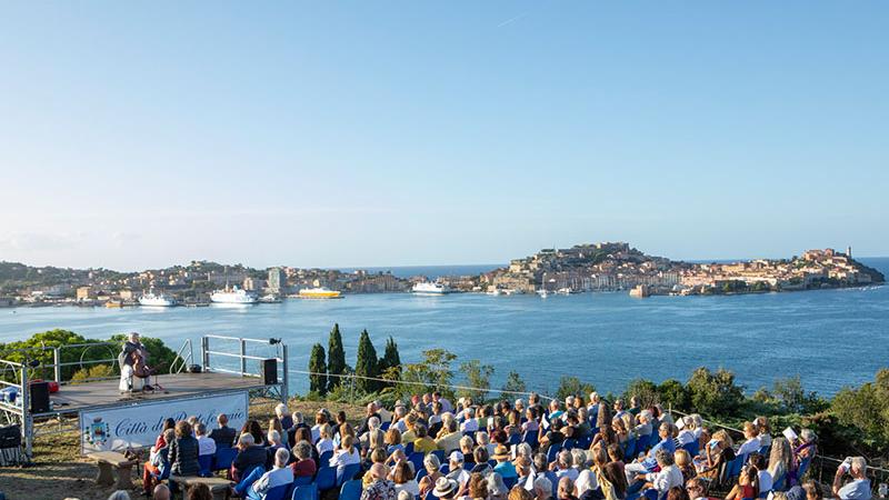 L'edizione 2019 del festival, foto da Elba Isola musicale d'Europa http://www.elba-music.it/