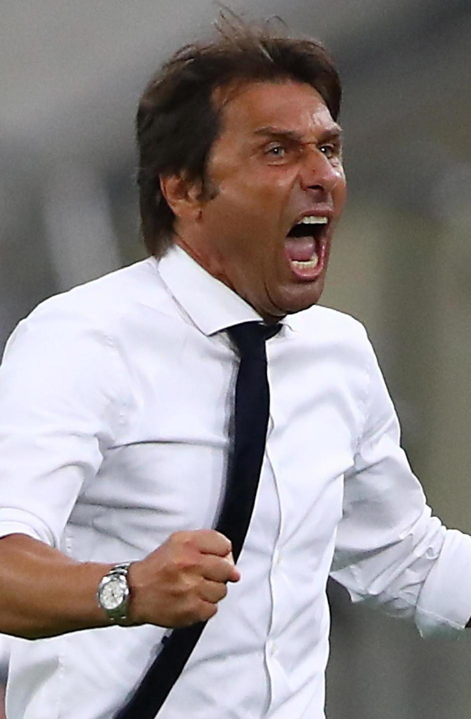 L’Inter ora convince e Conte sorride Ma preoccupa l’infortunio a Sanchez 