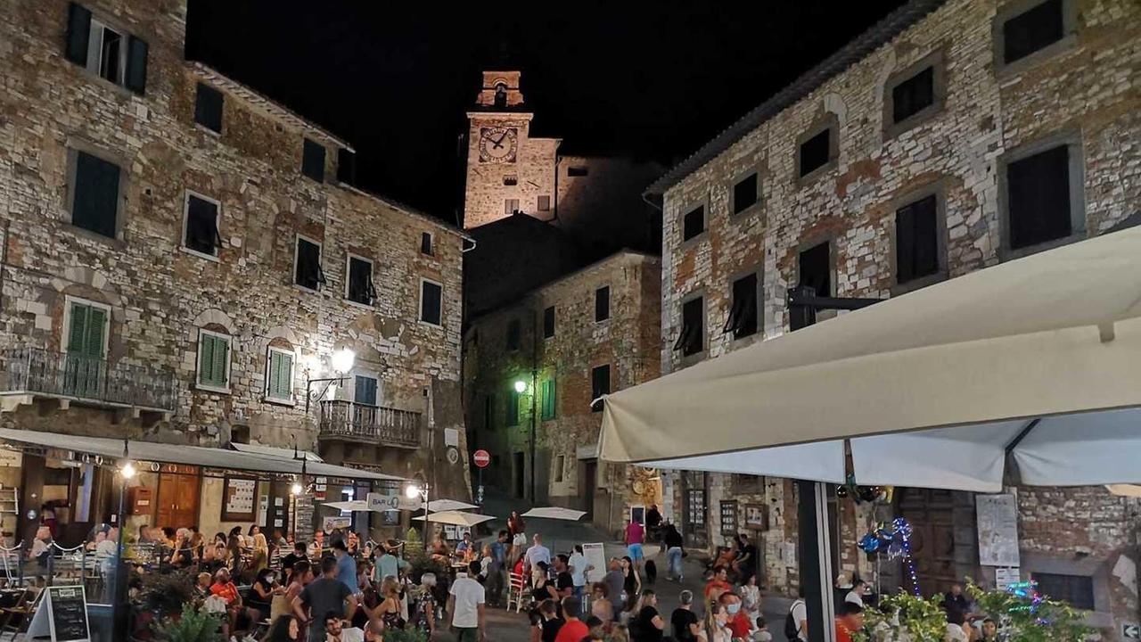 Bilancio in positivo per Calici di stelle, le regole anticovid non fermano i brindisi